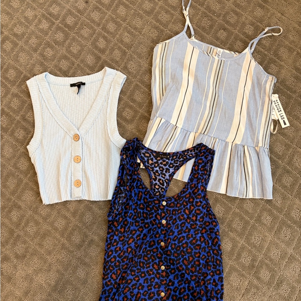 Bundle of tank tops - Blue, Leopard Print Sleeveless Tops